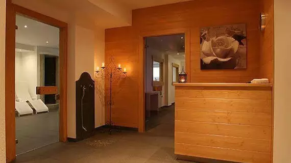 Hotel Ariston | Trentino-Alto Adige - Trento İli - Madonna di Campiglio