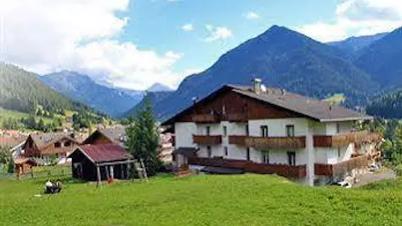 Villa Bacchiani | Trentino-Alto Adige - Trento İli - Pozza di Fassa