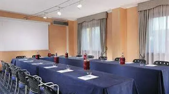 Hotel Sporting | Lombardy - Milano (ve civarı) - Opera