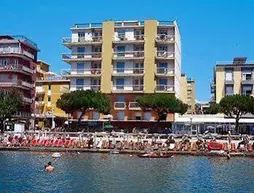 Albergo Anita | Liguria - Imperia (il) - San Bartolomeo al Mare