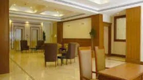 Hotel Brookside | Maharaştra - Pune Bölgesi - Pune - Viman Nagar