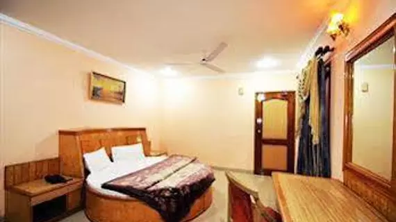 Hotel Park Plaza | Pencap - Chandigarh (ve civarı) - Chandigarh