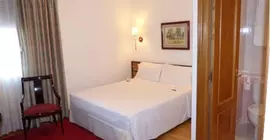 Hostal Navarra B&B | Navarra - Pamplona (ve civarı) - Pamplona - Segundo Ensanche