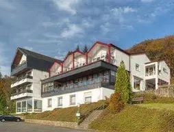 Waldhotel Sonnenberg | Rhineland-Palatinate - Bollendorf