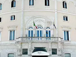 Grande Albergo Internazionale | Puglia - Birindisi (il) - Brindisi - Brindisi Tarihi Kent Merkezi