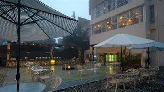 Hotel Arif Castles | Uttarkand - Haldwani (ve civarı) - Nainital