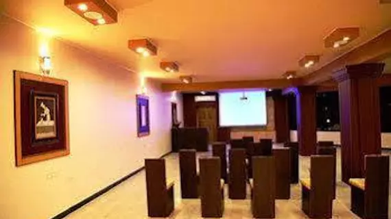 Hudson Hotel | Tamil Nadu - Tiruvallur - Chennai (ve civarı) - Sriperumbudur