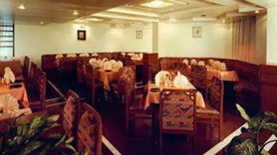 Hotel Ashiyana | Maharaştra - Pune Bölgesi - Pune - Shivajinagar