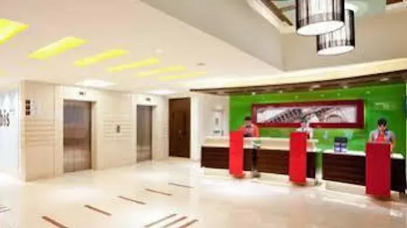 ibis Mumbai Airport An Accors Brand | Maharaştra - Raigad - Bombay (ve civarı) - Bombay - Malad - Batı Banliyöleri