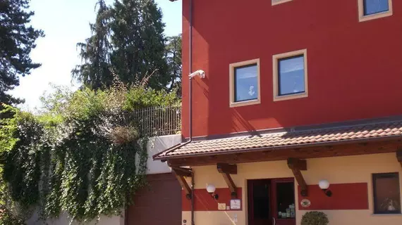 Albergo della Ceramica | Piedmont - Cuneo (il) - Villanova Mondovi