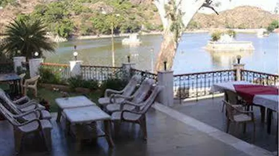 Hotel Lake Palace | Racastan - Ābu Road