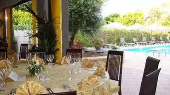 Hotel delle Palme | Sicilya - Messina (vilayet) - Falcone