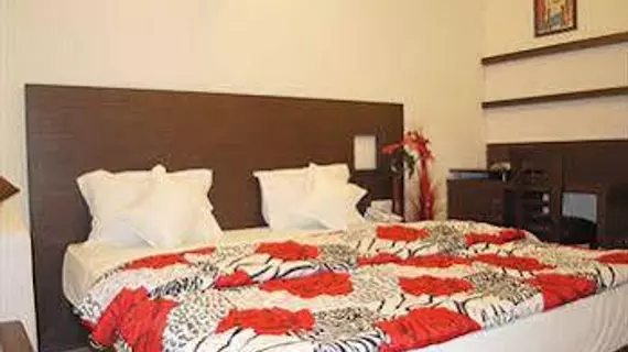 Hotel La Vista | Batı Delhi - Ulusal Eyalet Başkenti Delhi - Delhi (ve civarı) - Yeni Delhi - Karol Bagh