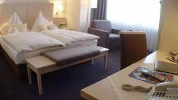 Hotel Haus Berlin | Kuzey Ren-Westfalia - Bonn (ve civarı) - Bonn - Villenviertel