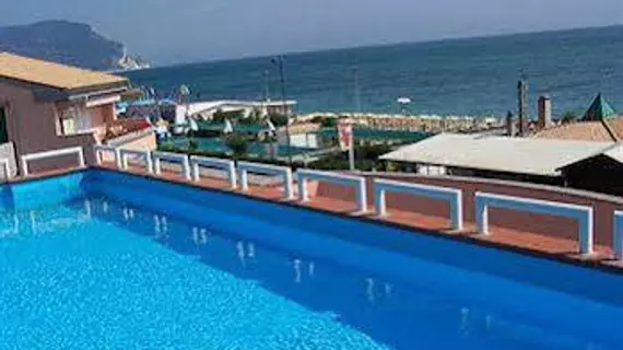 Hotel Alexander | Marche - Ancona (vilayet) - Numana