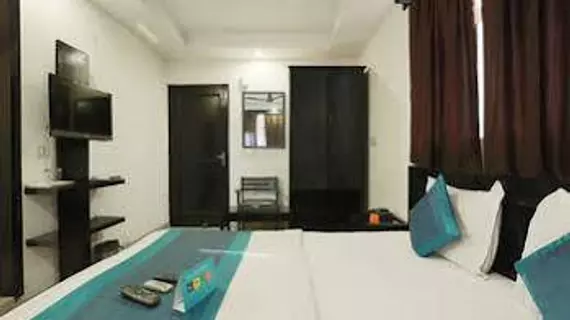 Hotel Twin Tree | Batı Delhi - Ulusal Eyalet Başkenti Delhi - Delhi (ve civarı) - Yeni Delhi