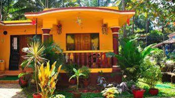 Yellow House | Goa - Kuzey Goa - Vagator