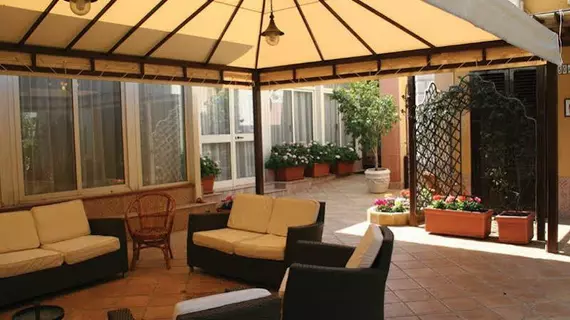 Hotel Villa Esperia | Sicilya - Palermo (vilayet) - Palermo