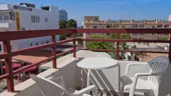 Apartamentos Sol Bay | Balearic Adaları - İbiza Adası - Sant Antoni de Portmany - Cala de Bou