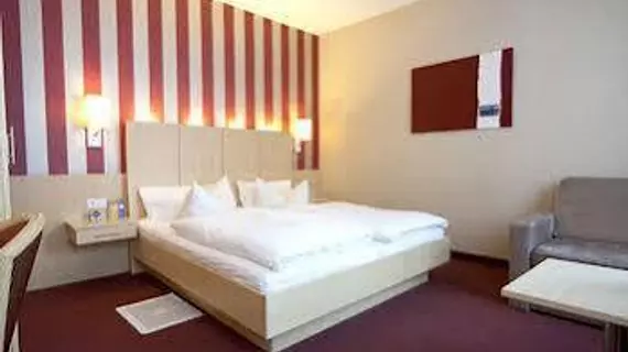 Hotel Garni Deutsches Haus | Kuzey Ren-Westfalia - Bonn (ve civarı) - Bonn - Zentrum