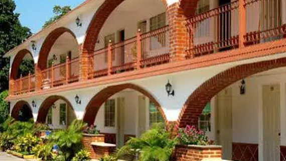 Hotel Los Cedros | Veracruz - Martinez de La Torre