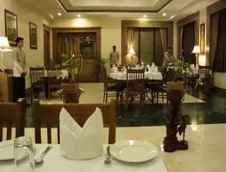 Hotel Brookside | Maharaştra - Pune Bölgesi - Pune - Viman Nagar