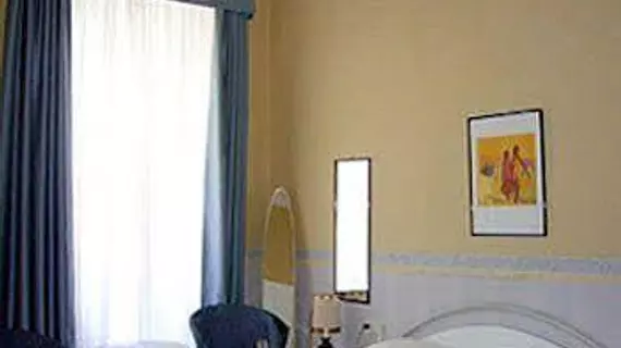 Hotel Bel Soggiorno | Liguria - Cenova (il) - Ponente - Cenova (ve civarı) - Cenova