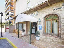 Hostal Los Corchos | Andalucia - Malaga İli - Fuengirola