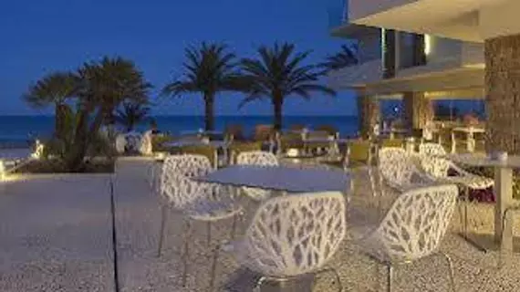 Melbeach and Spa | Balearic Adaları - Mayorka Adası - Capdepera - Canyamel