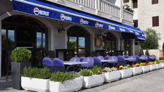 Hotel Krilo | Split-Dalmaçya - Jesenice