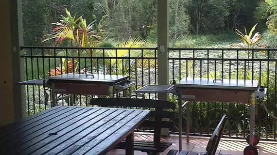 Treetops Lakeside Guest House | New South Wales - Byron Bay (ve civarı) - Byron Bay