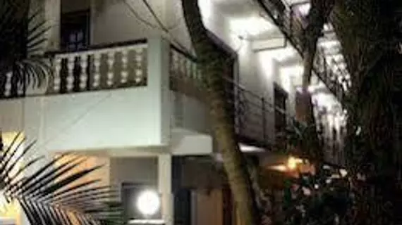 White Feather Guest House | Goa - Kuzey Goa - Morjim