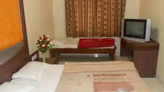 Hotel Sona Palace | Maharaştra - Mahabaleshwar (ve civarı) - Mahabaleshwar