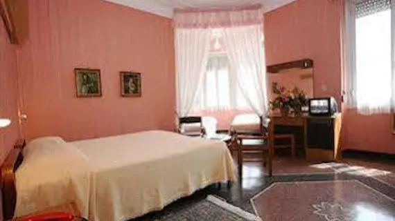 Hotel Vittoria | Liguria - Cenova (il) - Ponente - Cenova (ve civarı) - Cenova