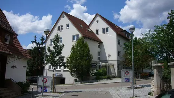 Hotel Altbacher Hof | Baden-Wuerttemberg - Rems-Murr-Kreis - Stuttgart (ve civarı) - Altbach