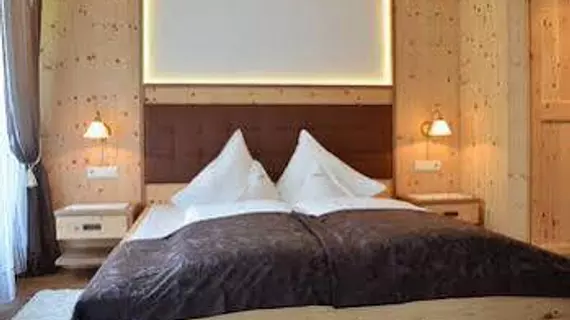 Hotel Burgaunerhof | Trentino-Alto Adige - Güney Tirol (il) - Martello