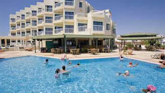 Domniki Hotel Apartments | Larnaka Bölgesi - Protaras