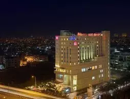 Ibis Bengaluru Hosur Road | Karnataka - Bengaluru (ve civarı) - Bengaluru