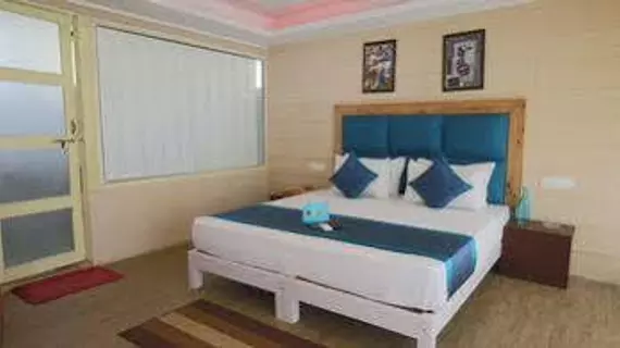 Fab Tahira Ashwem Beachfront | Goa - Kuzey Goa - Ashvem