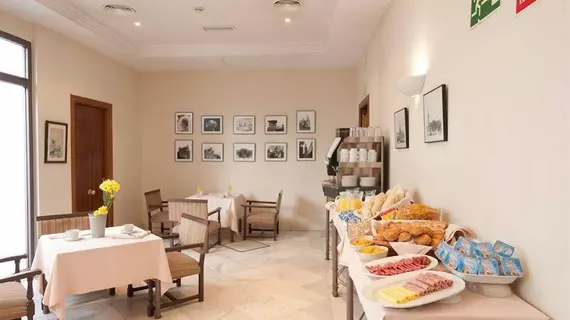 Hotel Alcántara | Andalucia - Seville İli - Sevilla - Casco Antiguo