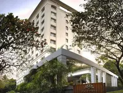 The Raintree, St. Mary’s Road | Tamil Nadu - Tiruvallur - Chennai (ve civarı) - Chennai - Anna Salai (Mounts Caddesi) - Mylapore Tiruvallikk