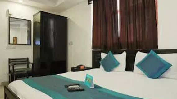 Hotel Twin Tree | Batı Delhi - Ulusal Eyalet Başkenti Delhi - Delhi (ve civarı) - Yeni Delhi