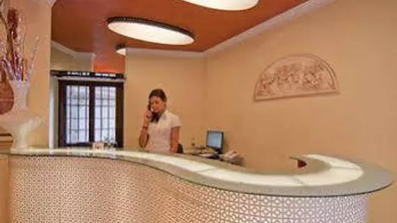 Hotel Fellini | Lazio - Roma (ve civarı) - Roma Kent Merkezi - Rione II Trevi