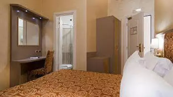 Hotel Fellini | Lazio - Roma (ve civarı) - Roma Kent Merkezi - Rione II Trevi