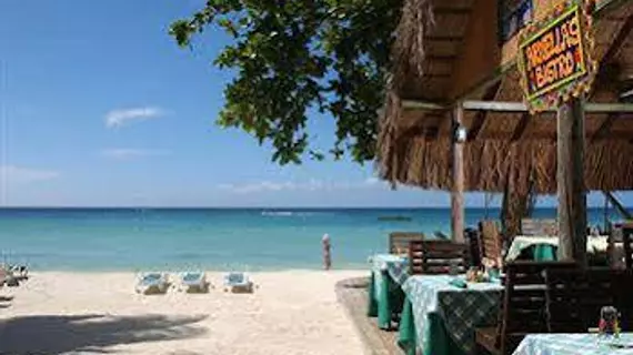 Country Country Beach Cottages | Westmoreland - Negril (ve civarı) - Negril