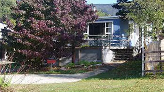 Bruny Island Accommodation Services | Tazmanya - Simpsons Bay