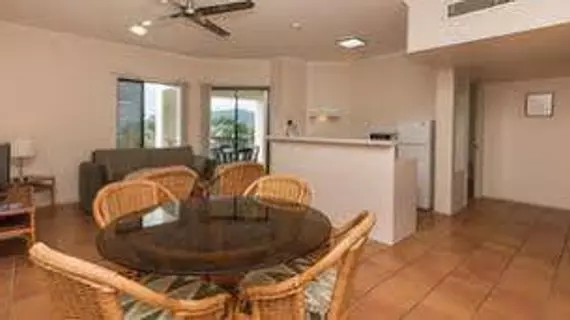 Tropic Towers Apartments | Queensland - Cairns - Cairns (ve civarı) - Cairns North