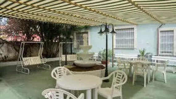 Hotel Geppi | Liguria - Savona (il) - Pietra Ligure