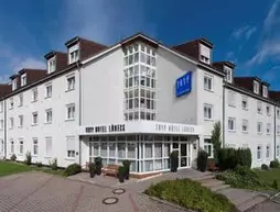 Tryp by Wyndham Luebeck Aquamarin | Schleswig-Holstein - Luebeck - Falkenfeld/Vorwerk - St Lorenz