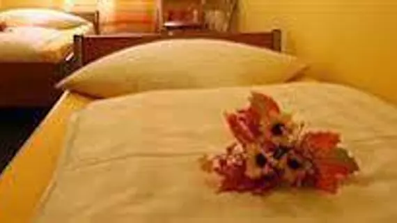 Hotel-Pension Insor | Berlin (ve civarı) - Friedrichshain-Kreuzberg - Friedrichshain